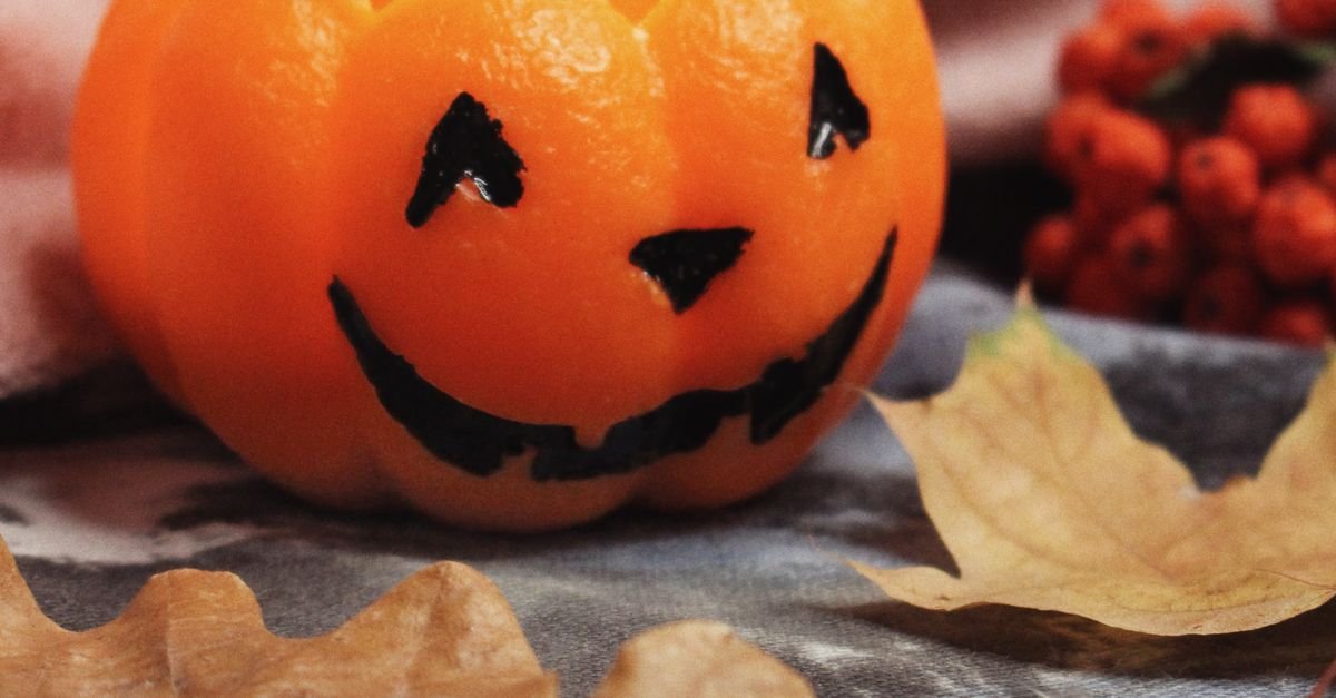 Spookify Your Space: Mastering the Halloween Wallpaper Aesthetic